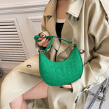 Green Chain shoulder Pouch: Stylish Women's Mini Handbag