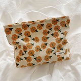 Korean Quilted Fresh Flowers Makeup Bag - Portable Floral Organizer