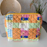 Korean Quilted Fresh Flowers Makeup Bag - Portable Floral Organizer